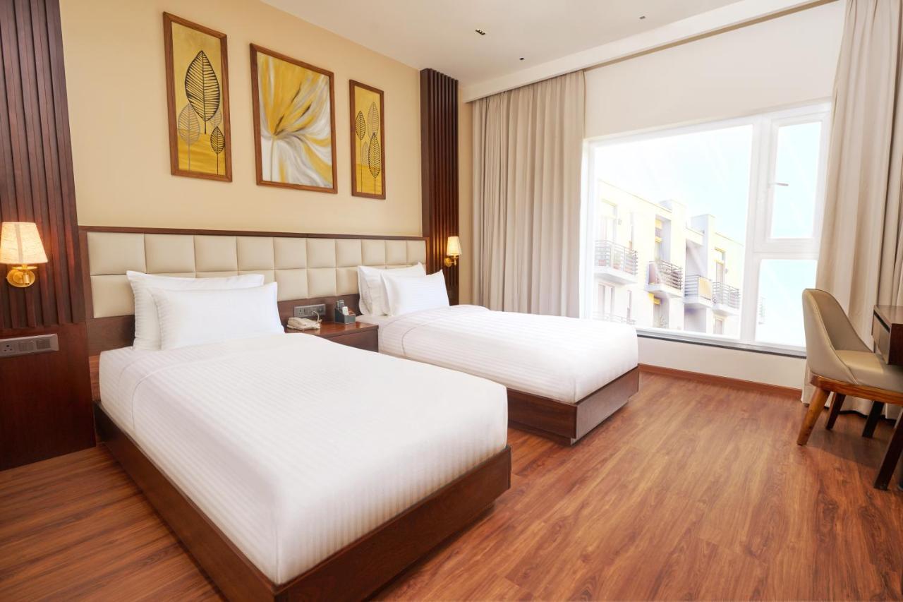Visthara Hotel Bangalore Buitenkant foto